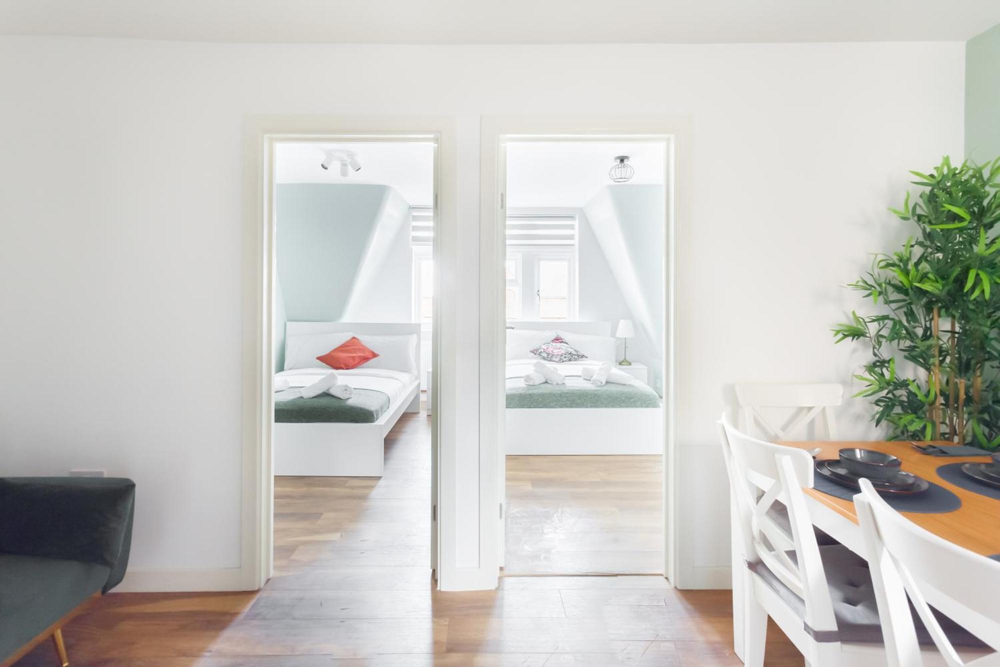 Lovely 2 Bedrooms Flat Next To The Station Appartamento